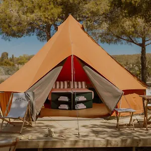 Holacamp Palamos Costa Brava Campo de lujo